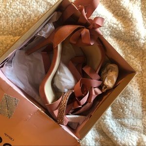 Super cute high heels size 8